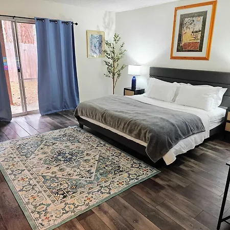 3Br Condo Near Lake & Skiing Sleeps 7